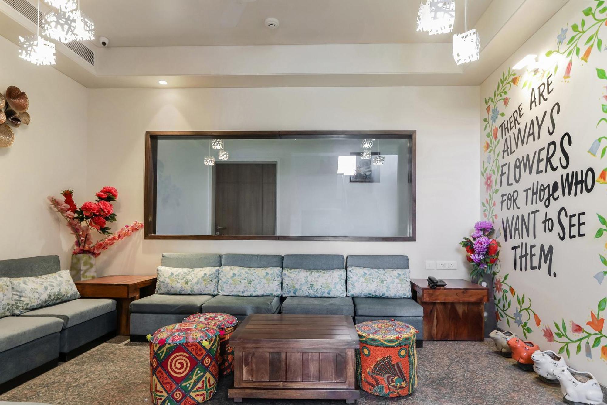 Fleur Hotel Τζαϊπούρ Εξωτερικό φωτογραφία