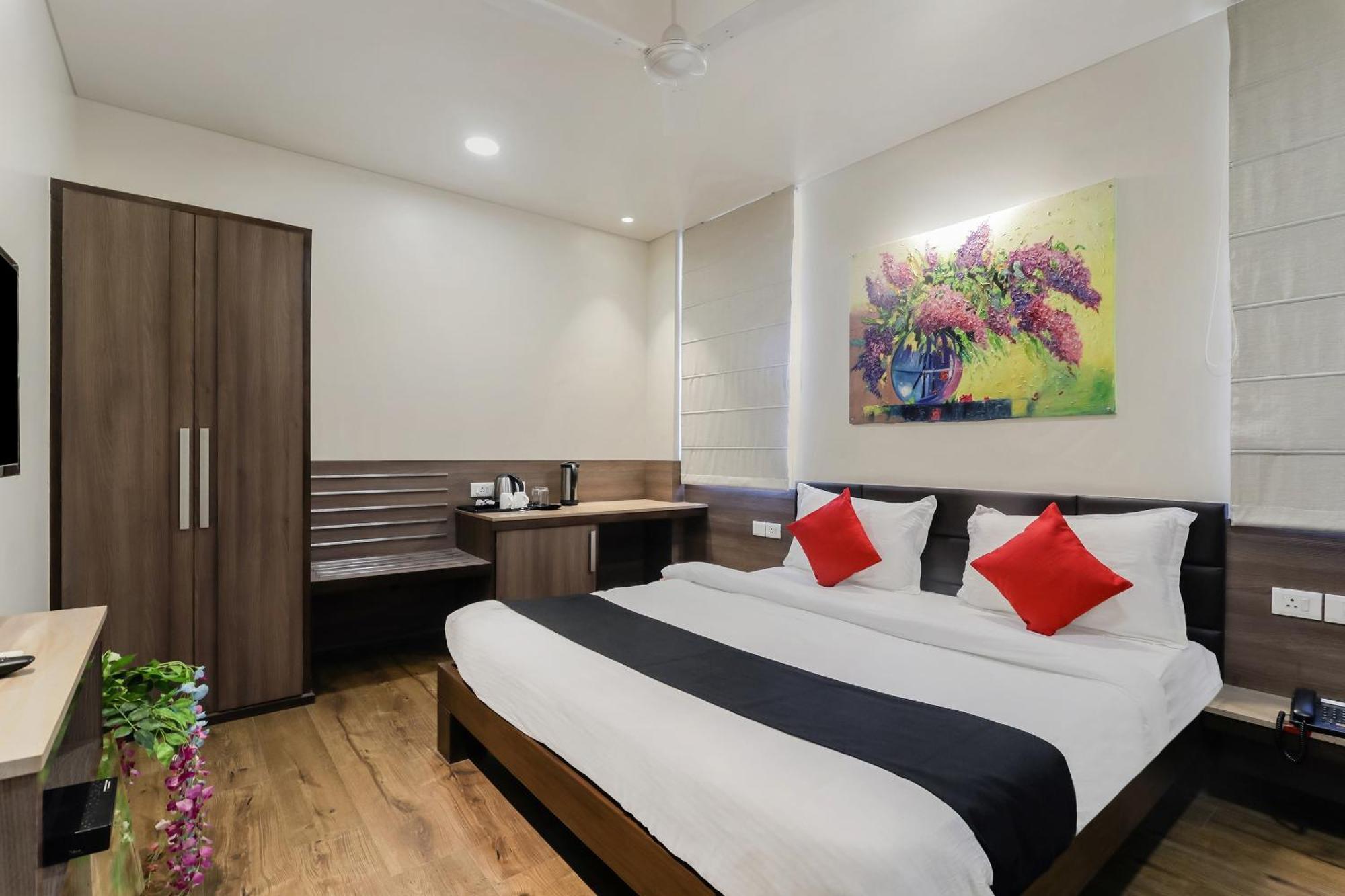 Fleur Hotel Τζαϊπούρ Εξωτερικό φωτογραφία