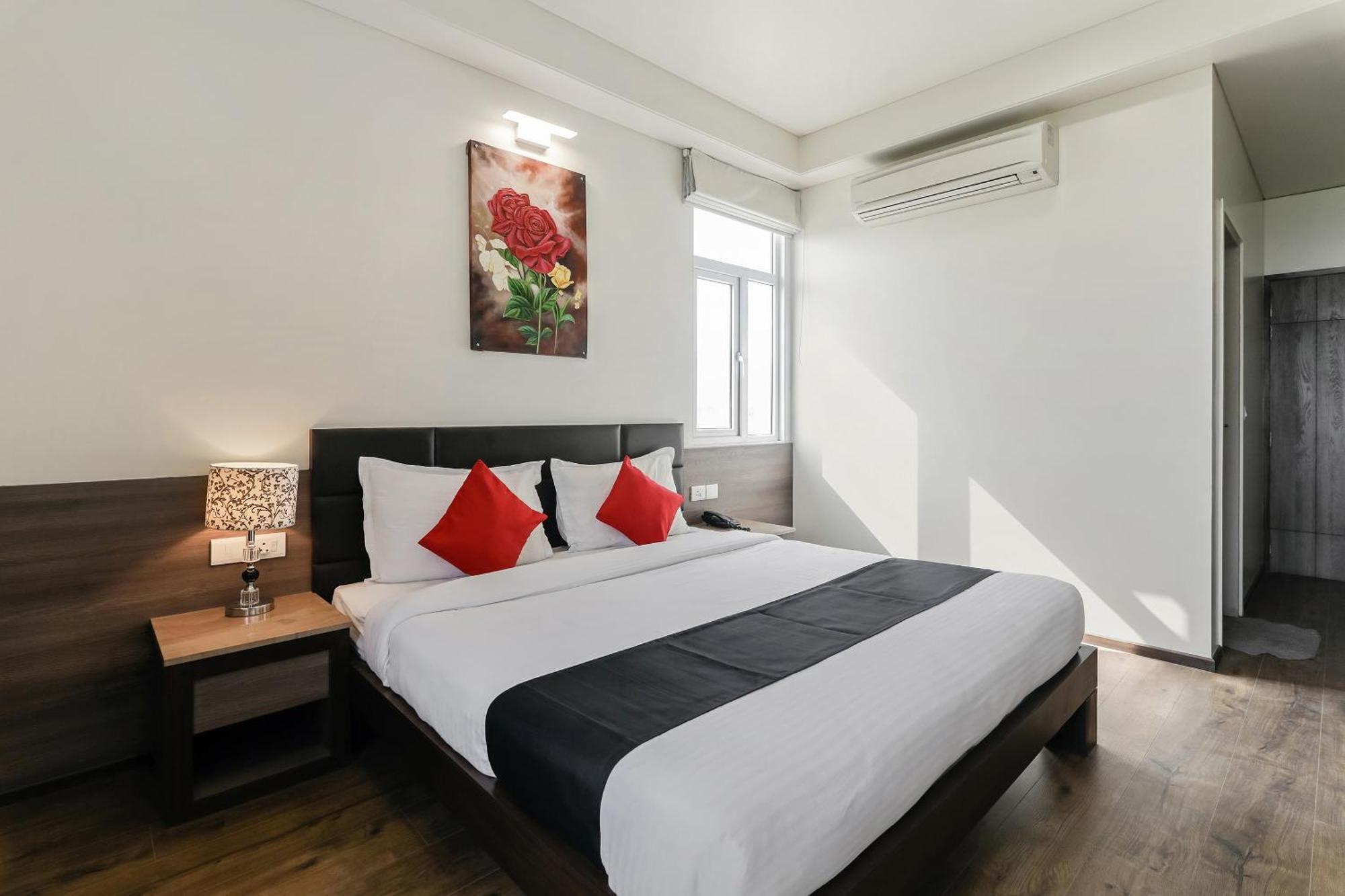 Fleur Hotel Τζαϊπούρ Εξωτερικό φωτογραφία