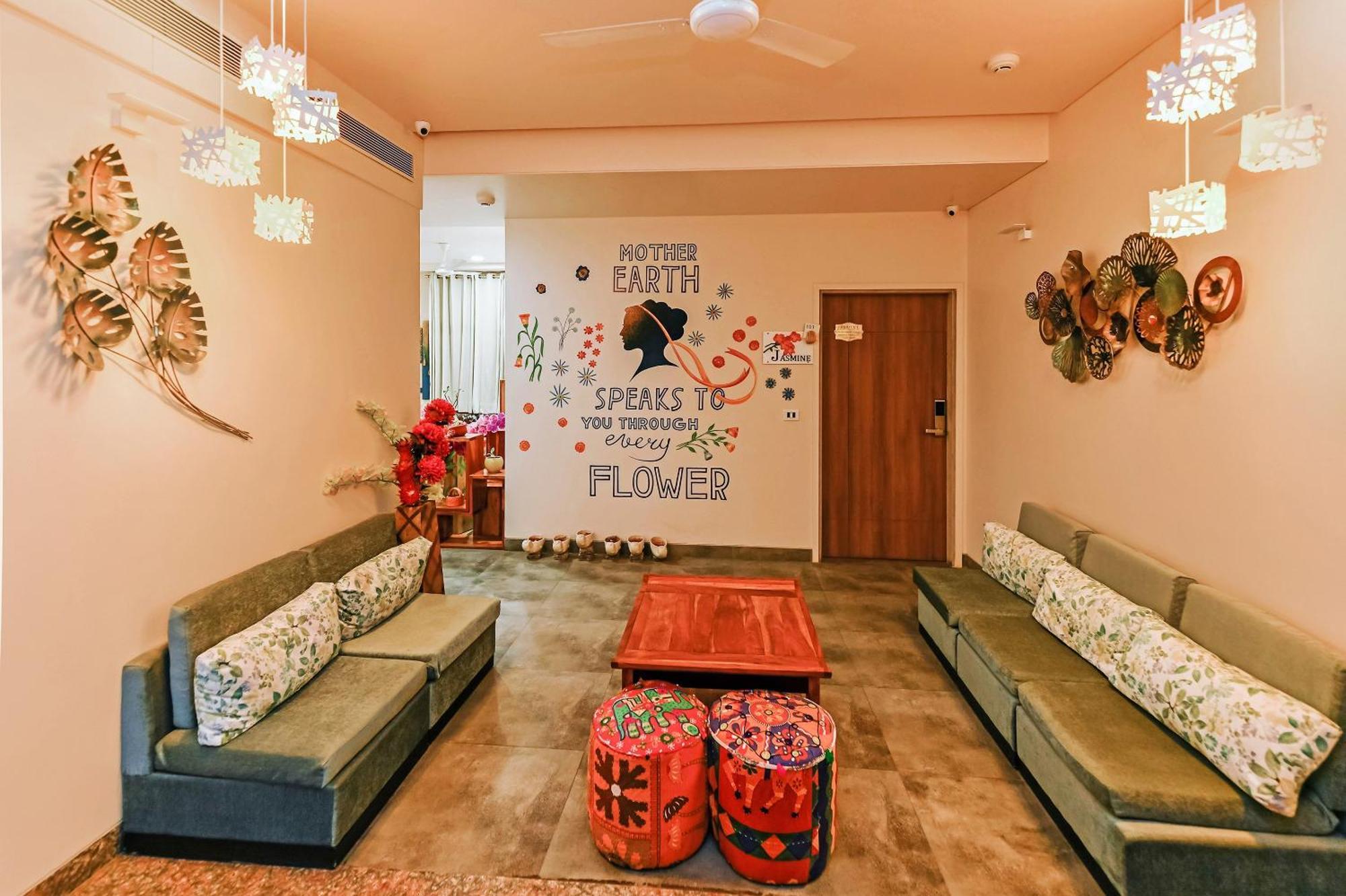 Fleur Hotel Τζαϊπούρ Εξωτερικό φωτογραφία