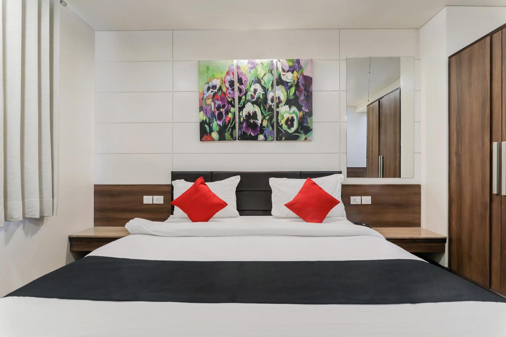 Fleur Hotel Τζαϊπούρ Εξωτερικό φωτογραφία