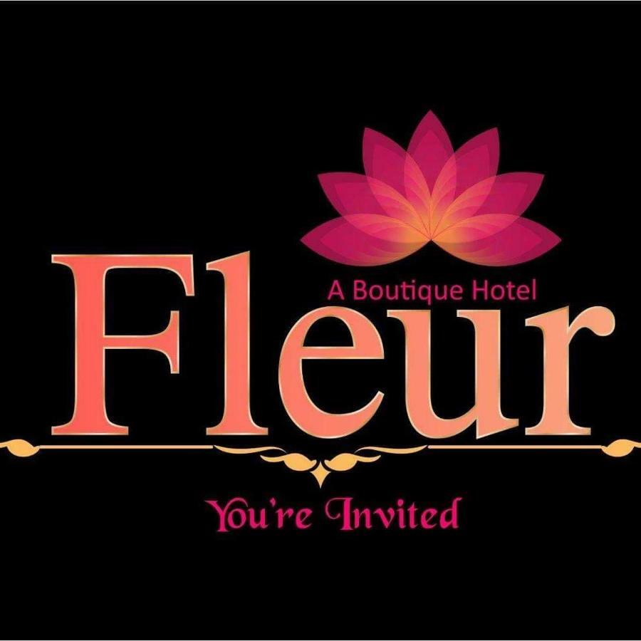 Fleur Hotel Τζαϊπούρ Εξωτερικό φωτογραφία